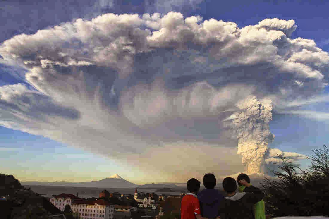 ALBUM ẢNH VỀ NÚI LỬA CALBUCO NAM CHILE  PHUN TRONG CÁC NGÀY 22 ĐẾN 24-4-2015. Volcano%2B%2B55