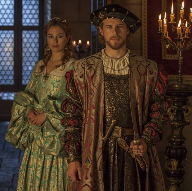 HOLLYWOOD SPY PREMIUM SPOTLIGHT ON MAGNIFICENTLY OPULENT 16TH CENTURY