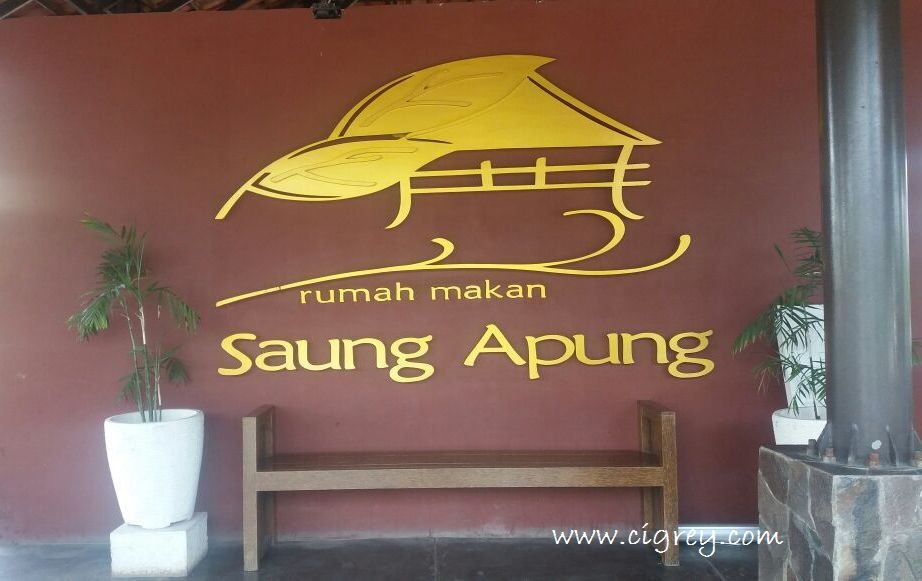Menikmati Saung Apung di Harvest City Cibubur ~ Maming Story