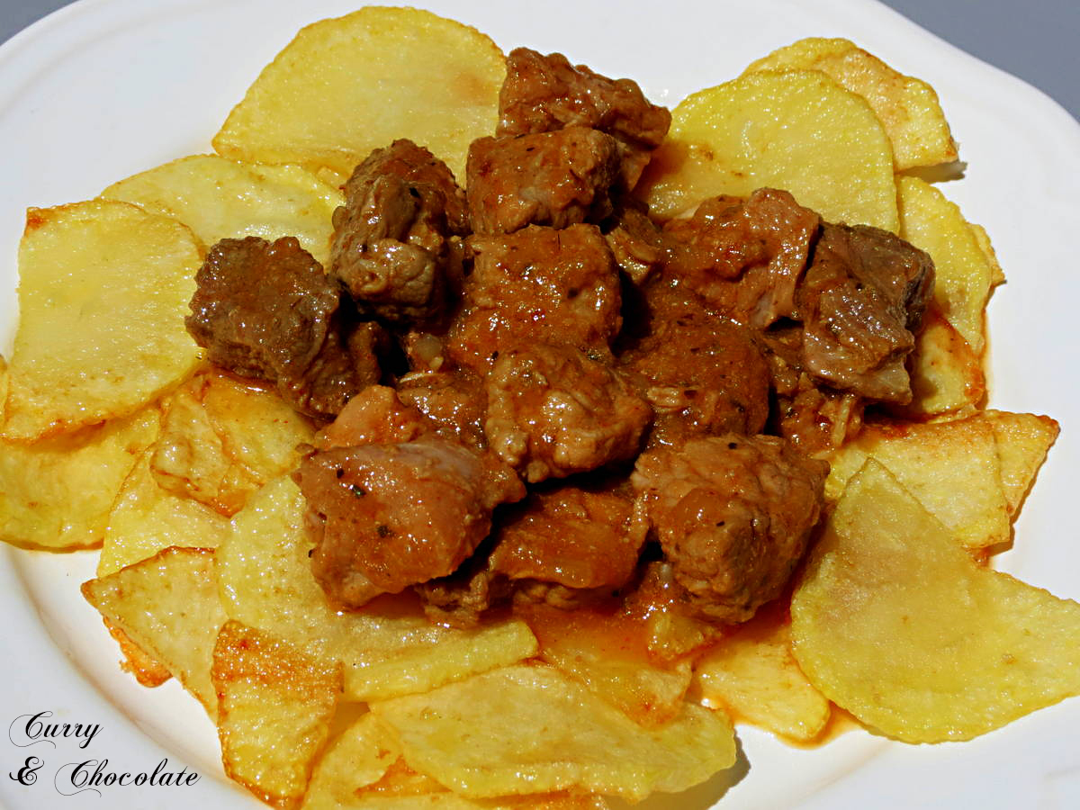 Carne a la taurina (Cerdo con salsa picante) – Pork with spicy sauce