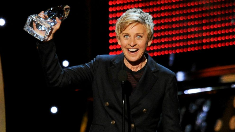 Ellen Degeneres bateu o recorde de artista mais premiada do People's Choice Ellen Degeneres bateu o recorde de artista mais premiada do People's Choice
