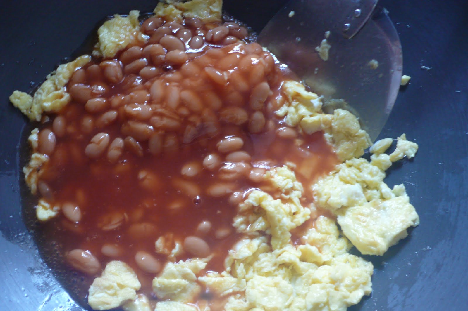 Baked Beans With Eggs