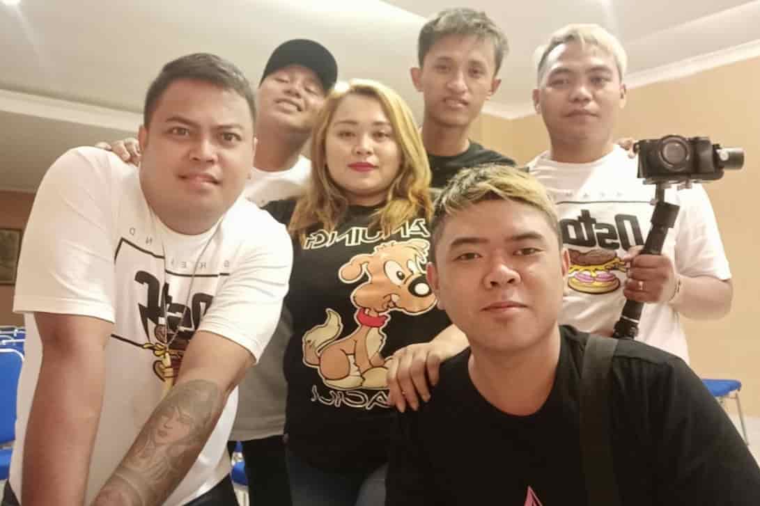 Lirik Lagu Anjing Kacili Basgilano Revolution Kitablirik