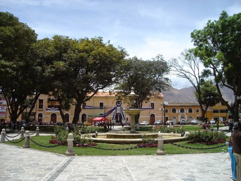Plaza de Armas en Huánuco, Perú
