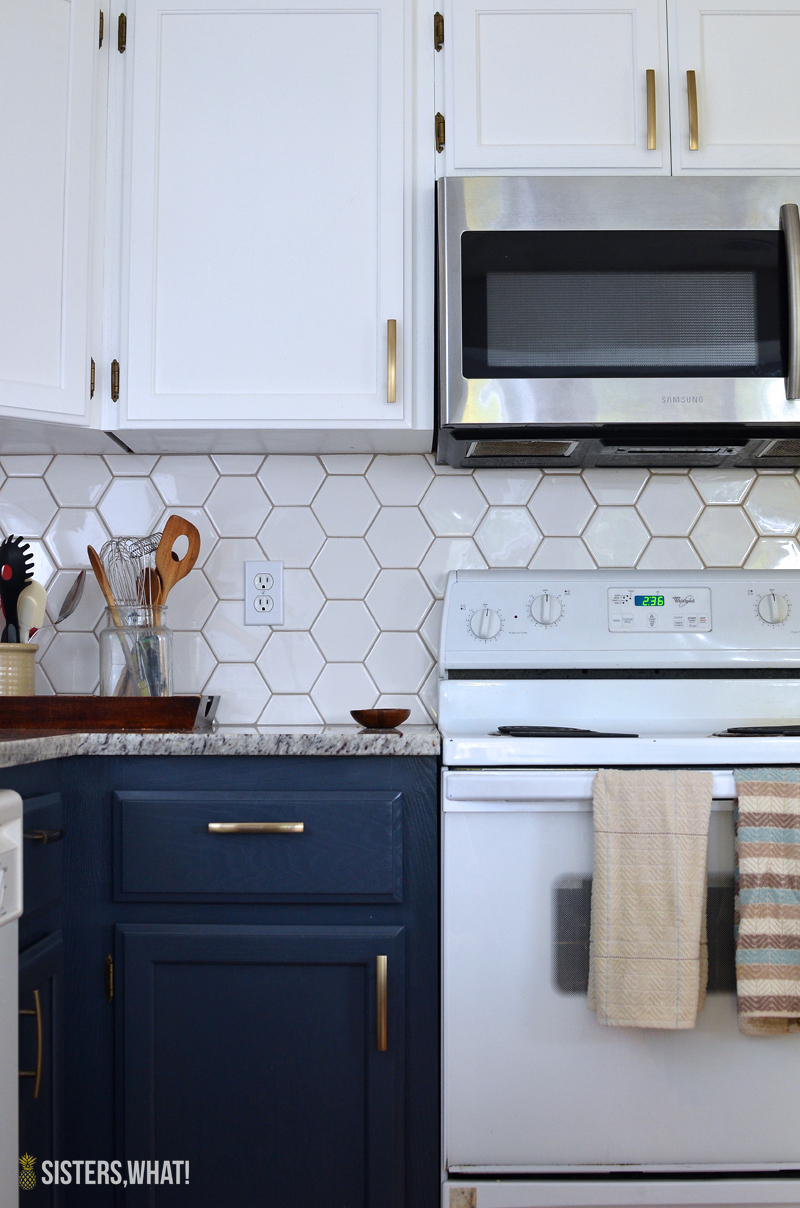 a two toned diy kitchen remodel with hexagon tile!!