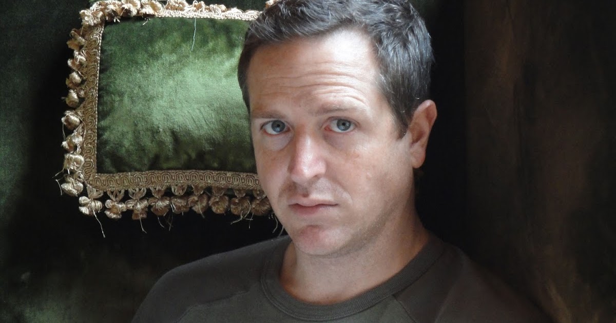 Hugh howey фото. Хью краттвелл. Hugh howey фото. Хью хоуи. Solo" хью хауи.