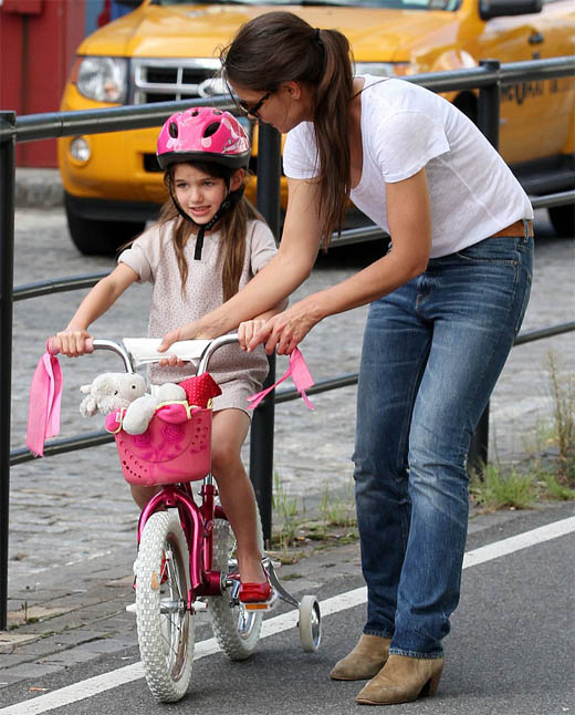 Xe đạp cho bé giá rẻ: Quá trình giúp bé đi xe đạp một cách an toàn