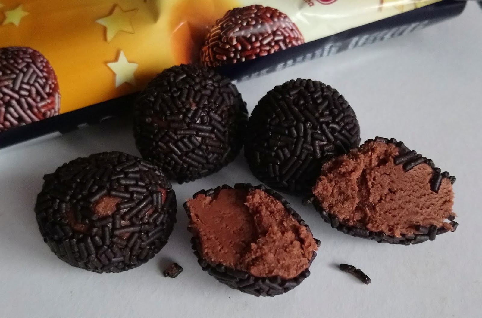 Chwile zasłodzenia Schluckwerden Jamaica Rum Truffles / Kulki rumowe