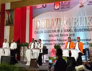 Hebat sukses manfaatkan Momentum Debat Kandidat Sesion I 1 debat oke