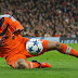 Kiper Arsenal Cech Mengalahkan Persaingan Tottenham