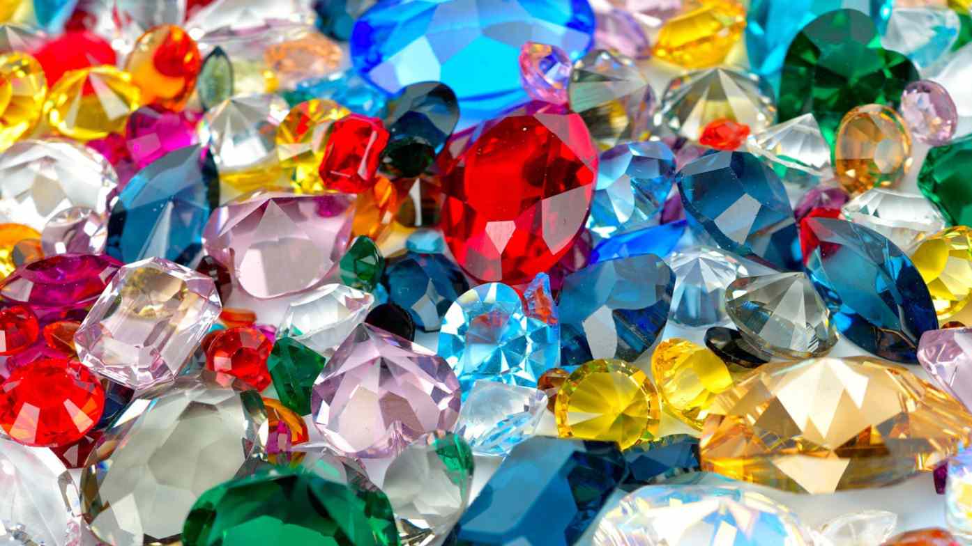 The Differences Between Natural, Synthetic and Imitation Gemstones