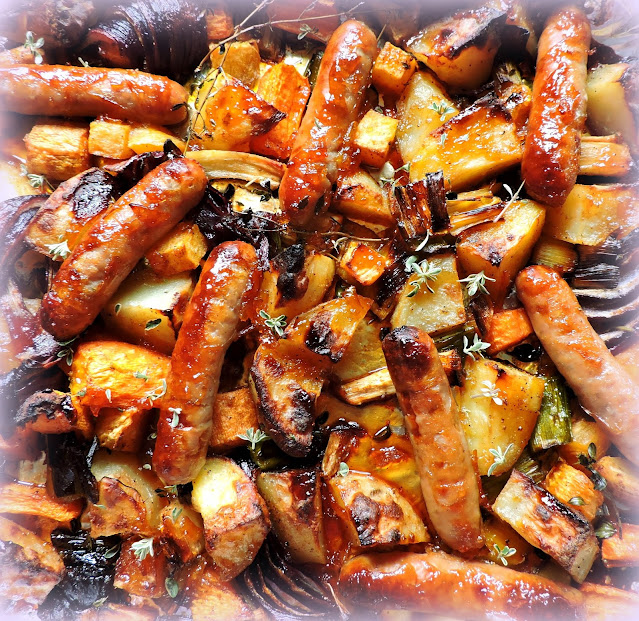 Sticky Sausage Tray Bake
