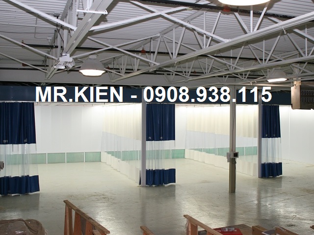 RÈM NHỰA PVC NGĂN CHIA KHU VỰC SƠN XE RÈM NHỰA PVC NGĂN CHIA KHU VỰC SƠN XE