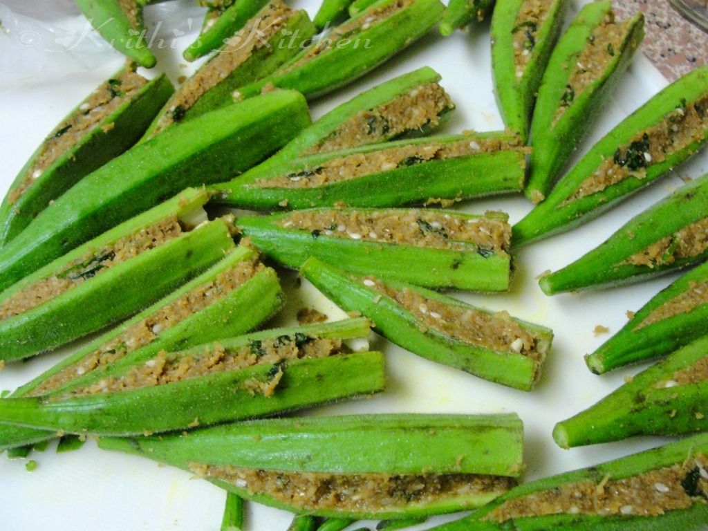 Krithi's Kitchen Bhindi Sambhariya / Stuffed Okra Gujarati Style