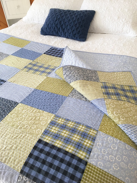 Carried Away Quilting: A simple patchwork quilt
