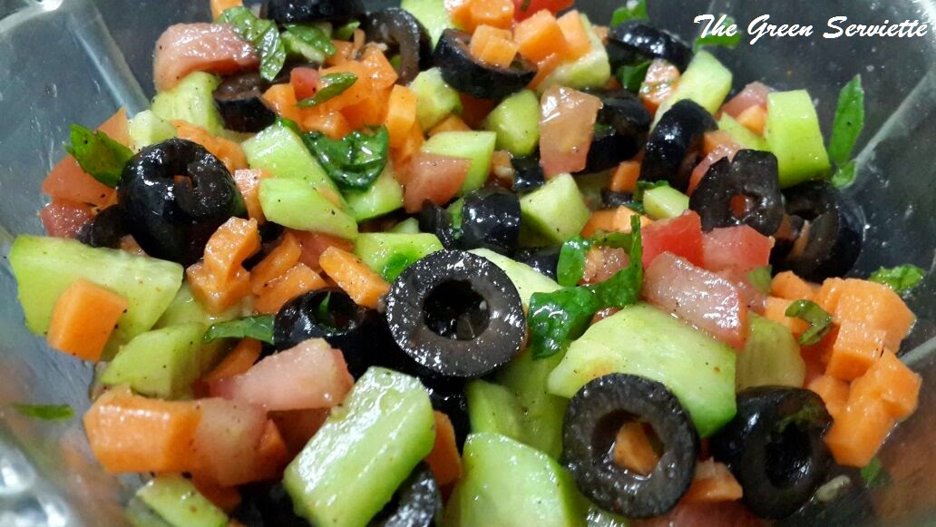 The Green Serviette Garlic and Olive Oil Vinaigrette Salad