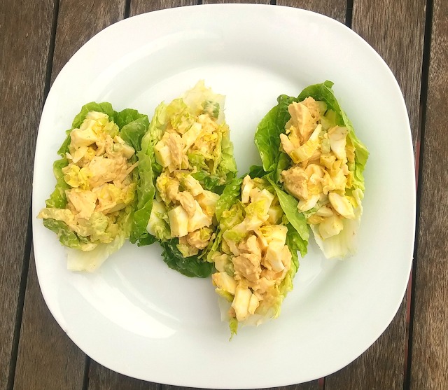 Ensaladilla de pollo baja en grasas, muy saludables