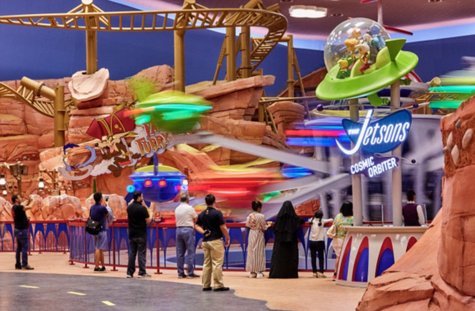 warner bros world abu dhabi cartoon junction warner bros world abu dhabi cartoon junction
