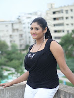 Vasavi Reddy glamorous photo shoot gallery-cover-photo