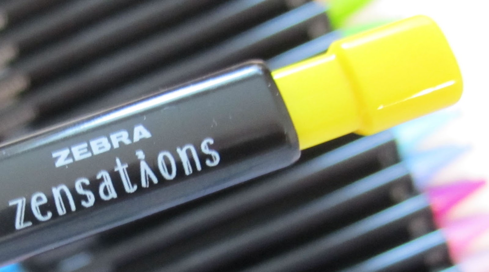 Review-Zebra Zensations Mechancial Colored Pencils #Zensations #ColoredPencil @ZebrapenUS #Inktober