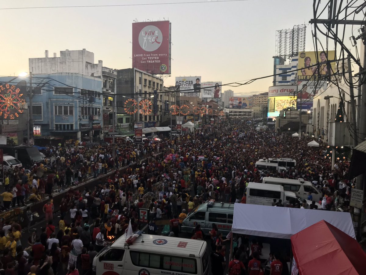 Devotees scramble to touch the miraculous Black Nazarene in Traslacion 2019