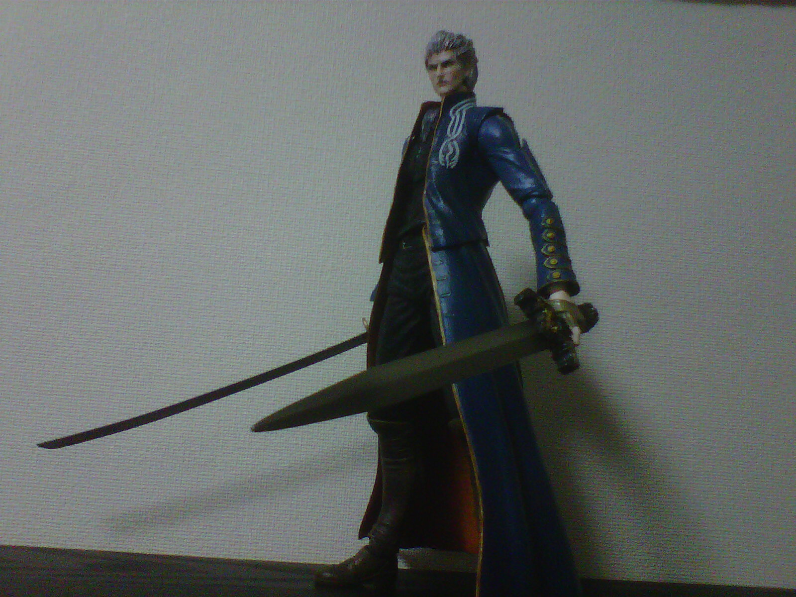 DEVIL MAY CRY 3（デビルメイクライ3）プレイアーツ改 バージル