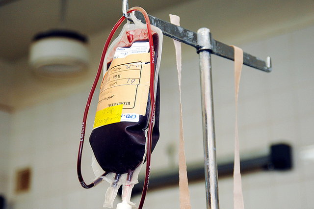 Genç kişilerden alınan ve kan grubunuza uyan 1 litre kan için 8 bin dolar