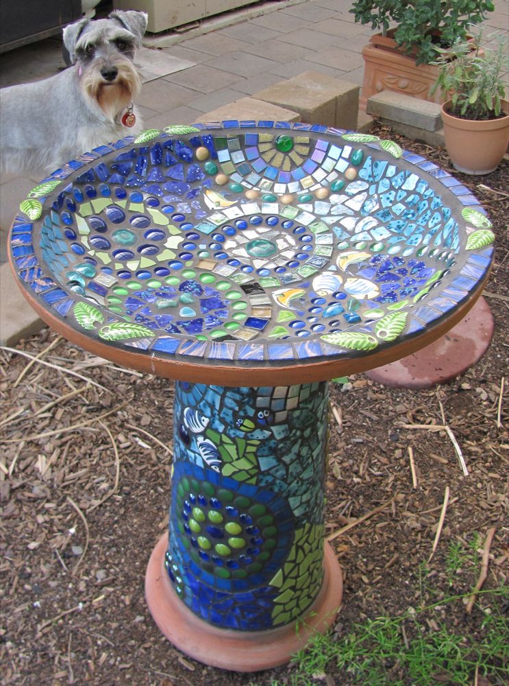Cooking, Crafts and Freedom CRAFTS Mosaic Bird Bath