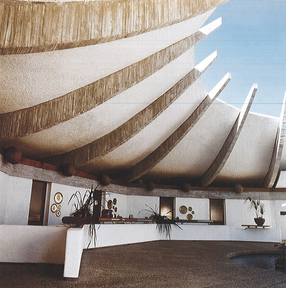 Paradise Backyard JeanFrançois Zevaco