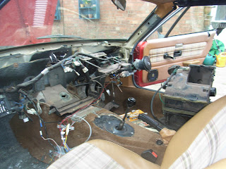 TR7 dashboard area showing interior with heater out