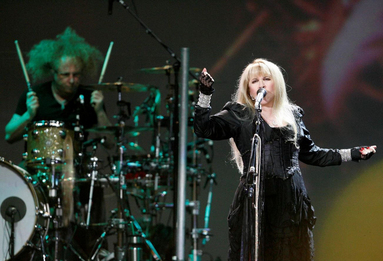 Fleetwood Mac News Tulsa Review Stevie Nicks "Her distinctive voice
