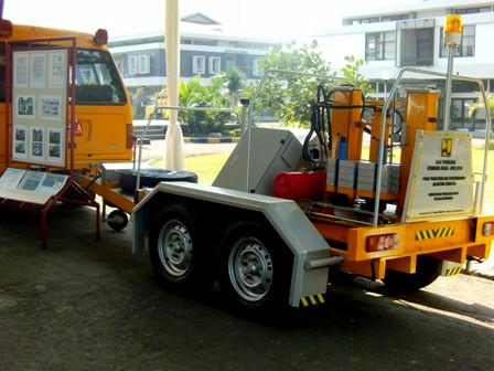 PEMBUATAN ALAT UJI KEKERASAN JALAN