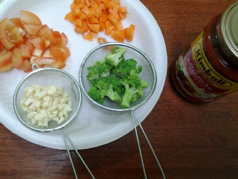 Just Read, Do Not Eat Oh Spaghetti Marinara! Bon Appétit..