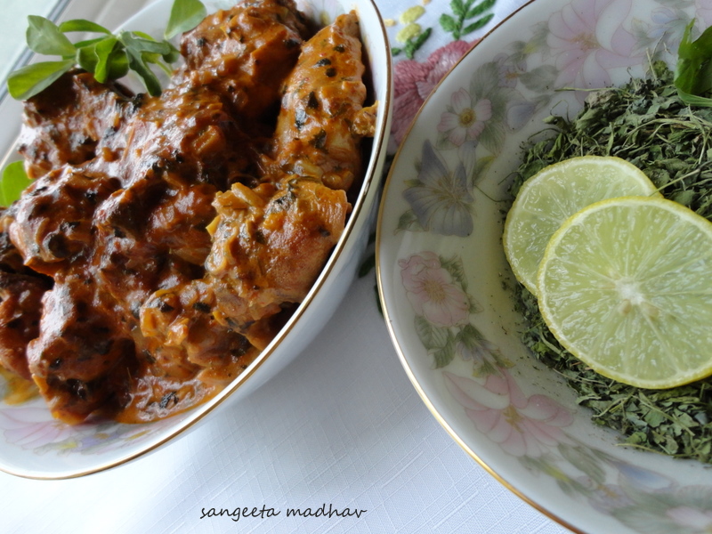 Creamy Chicken with Dried Fenugreek Leaves)