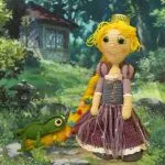 http://www.galamigurumis.com/rapunzel-princesa-crochet-patron/