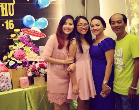 Sao Việt khoe ảnh gia đình chứng minh hạnh phúc - Ảnh 10 Sao Viet khoe anh gia dinh chung minh hanh phuc - Anh 10