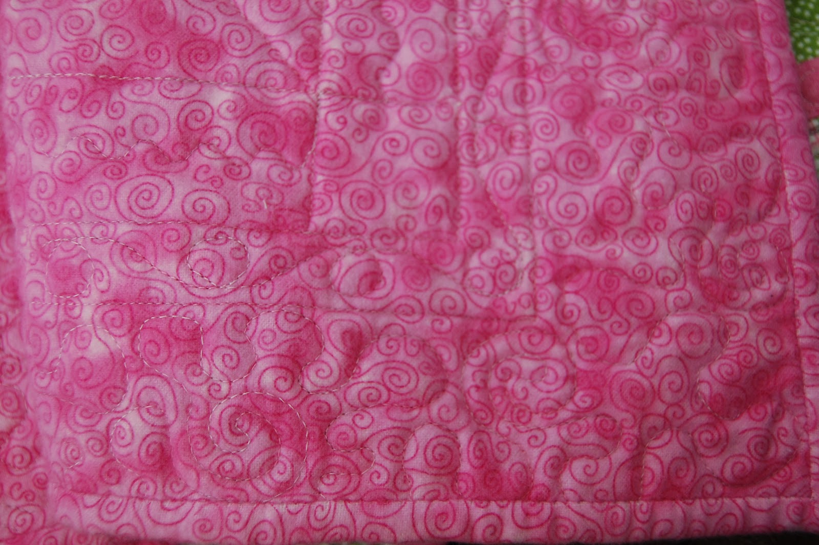 The Domestic Quilter Machine Quilting & Binding Pinwheel quilt sashing & borders