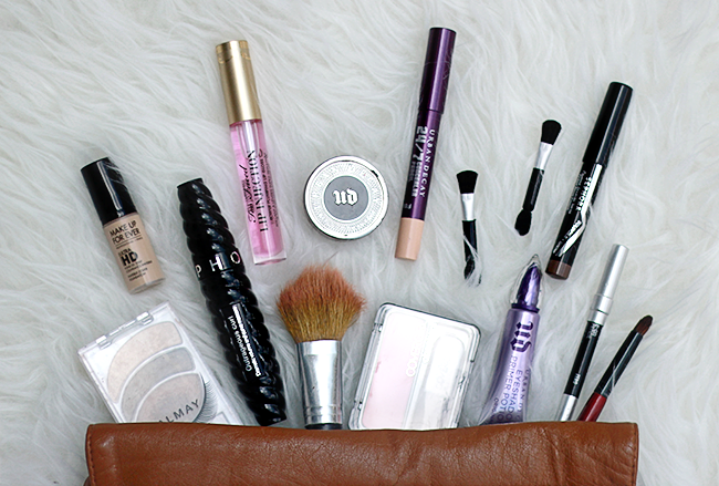 Bubby and Bean ::: Living Creatively: What's in My Makeup Bag (+ How I ...