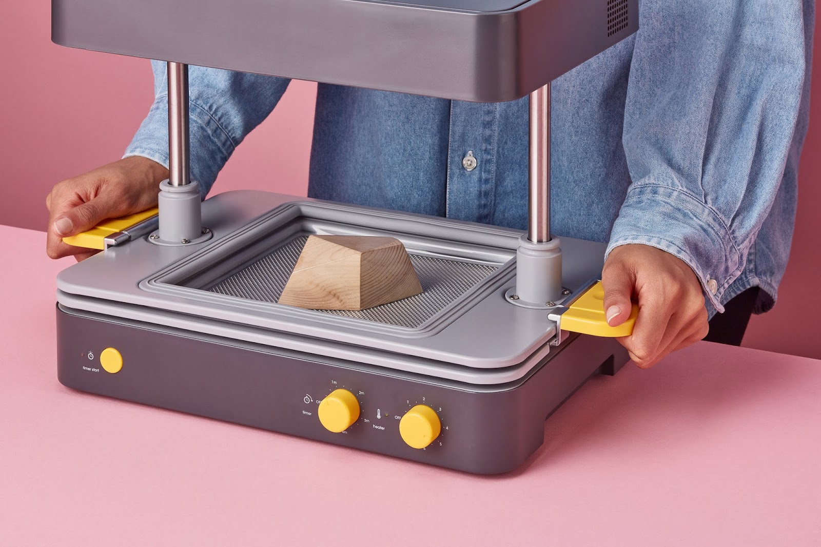 Wargame News and Terrain Mayku New Formbox Tabletop Vacuum Former