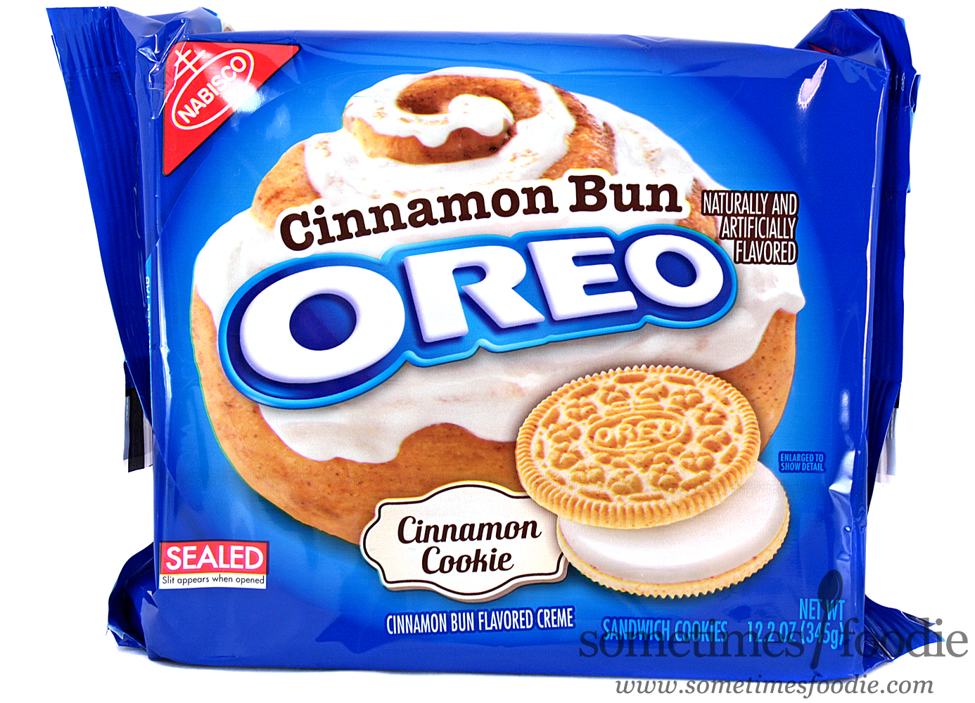 Sometimes Foodie Cinnamon Bun Oreos Walmart