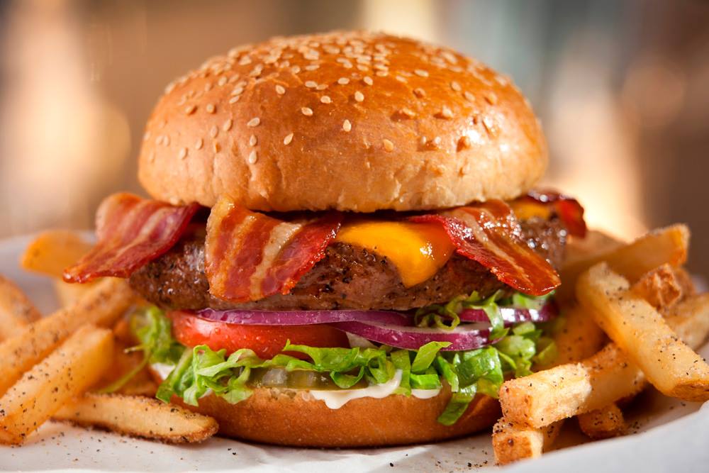 Manila Shopper Chili's Burger Day Promo April 11 2018