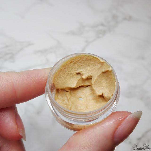 Filtr mineralny COOLA Mineral Suncare Unscented Matte Tint SPF30