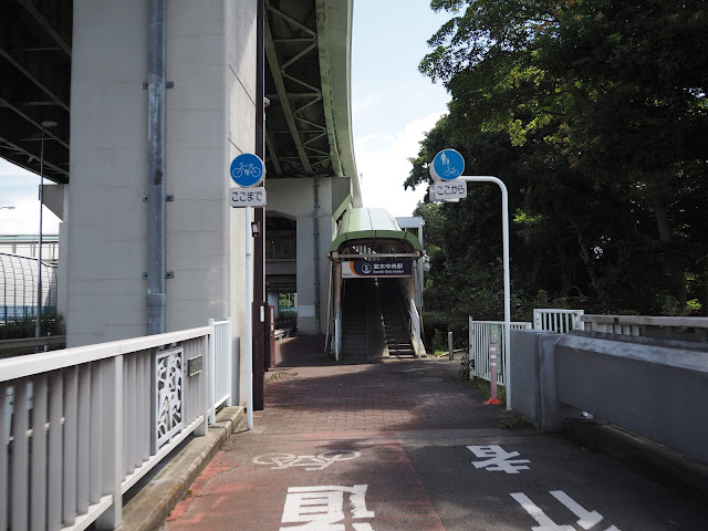 横浜　金沢地区　自転車レーン