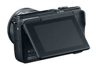 Canon EOS M10 Digital Camera