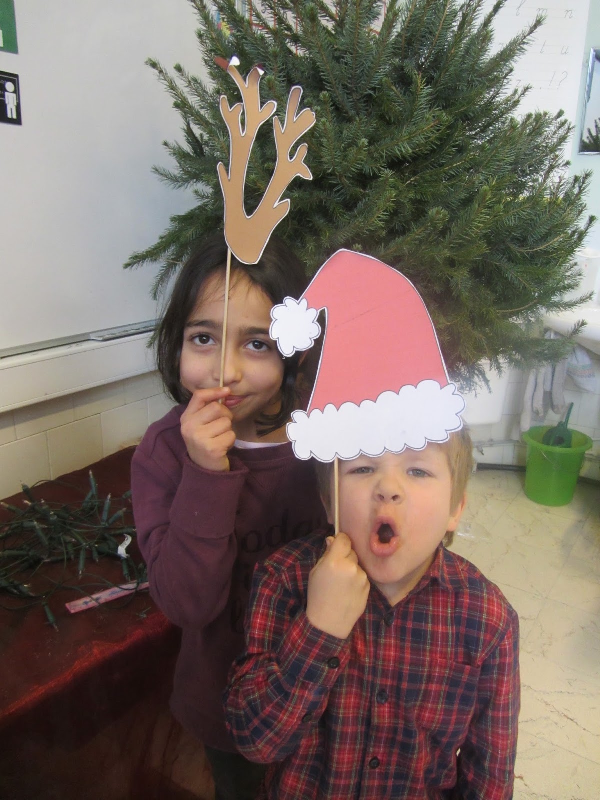 De Beverkrant (1B) Gekke kerst foto's