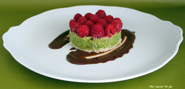 Tarta Bourdaloe-pistachos-frambuesas-te verde