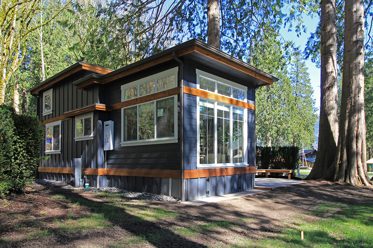 Salish Park Model Home [ TINY HOUSE TOWN ]