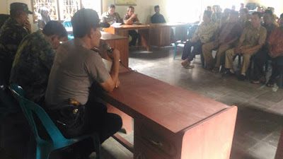 Kapolsek Pituruh Berikan Arahan kepada Sekdes Sang Dilantik Desa Sawangan