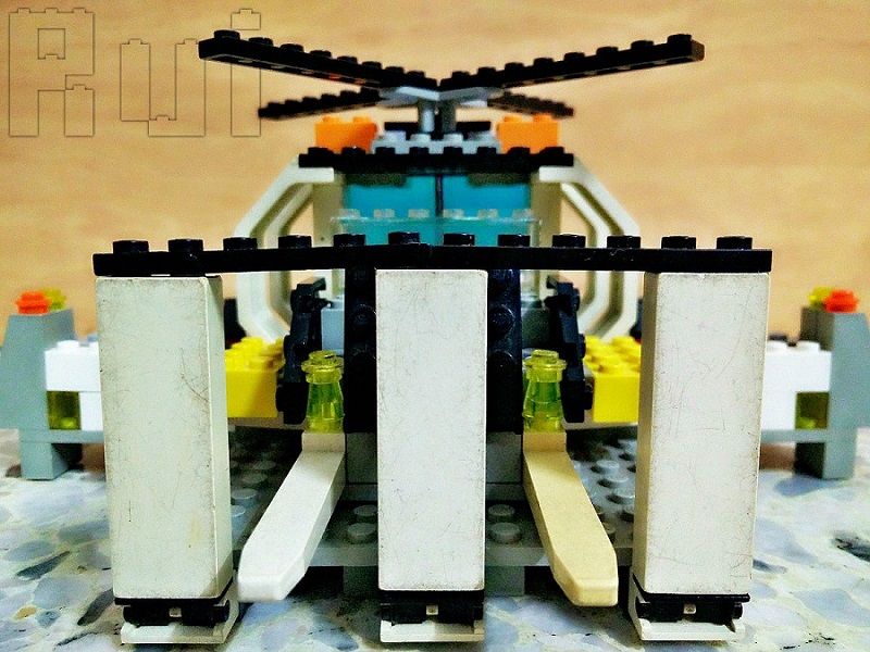 Lego Helicopter 16