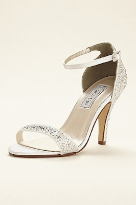 Zapatos blancos para señoras Zapatos blancos para señoras